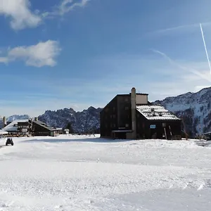 navštívit hotel
